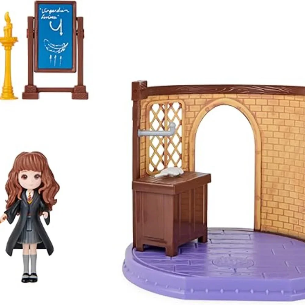 WIZARDING‎ WORLD of Harry Potter Magical Minis – Hermione Granger (BRAND-NEW!)